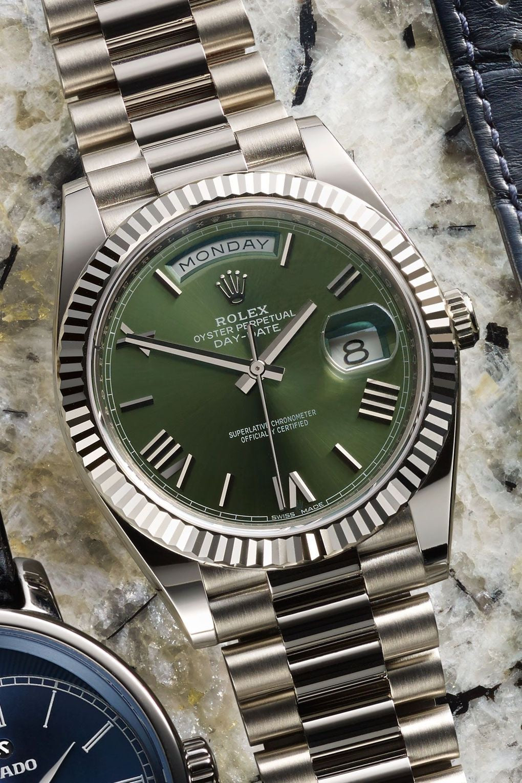 ROLE_X OYSTER PERPETUAL DAY DATE 40 || SILVER GREEN
