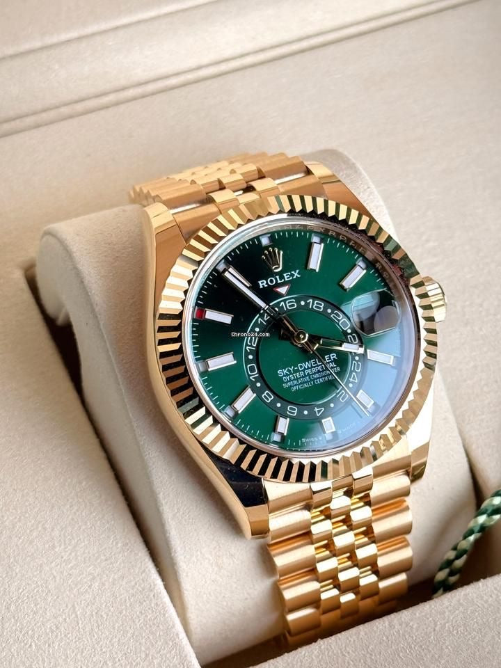 ROLE_X SKY DWELLER || GOLD GREEN