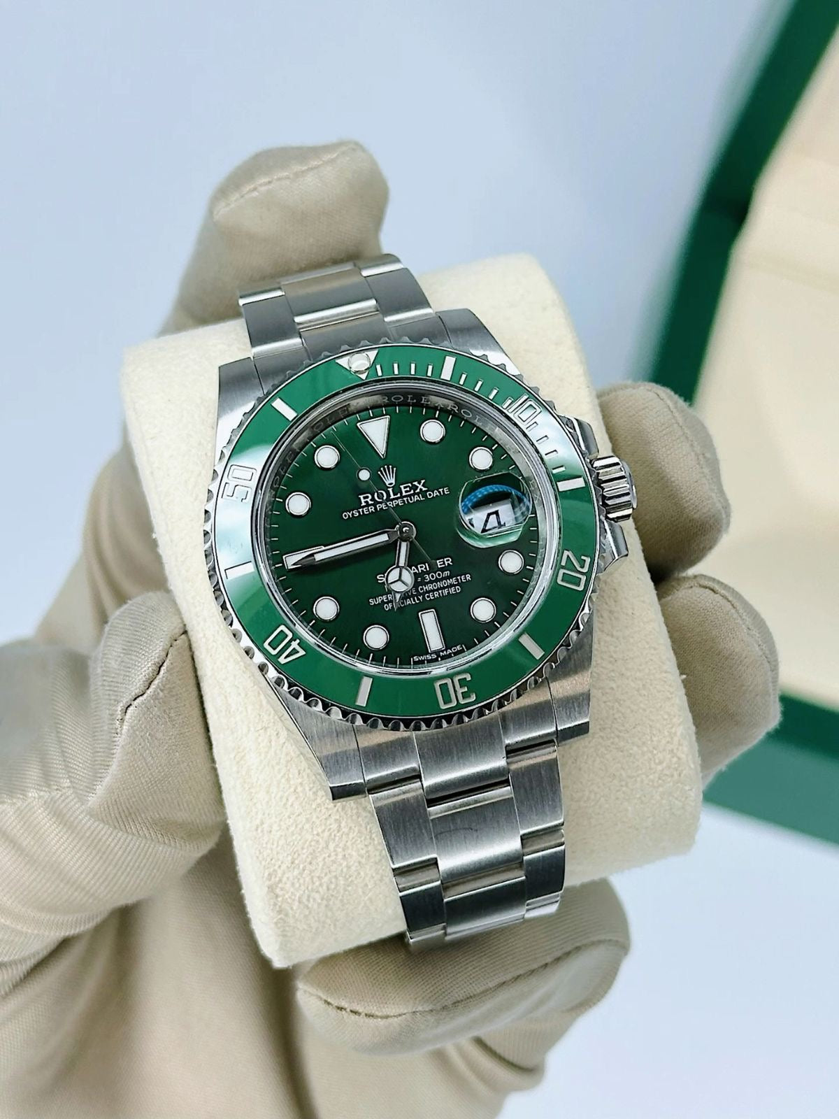 ROLEX SUBMARINER || SILVER GREEN HULK EDITION