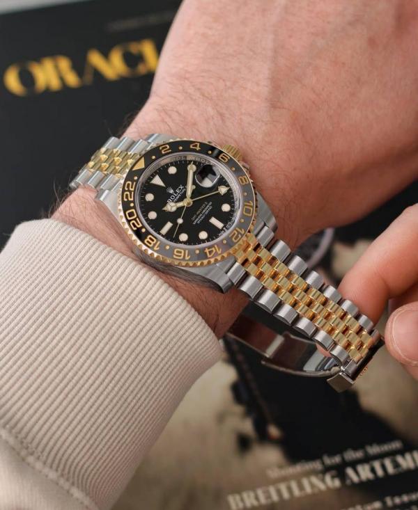 Rolex Gmt master ||  Automatic premium quality Japan