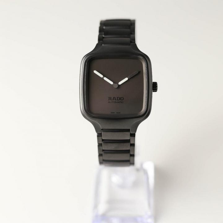 Radd_o True Square Quartz